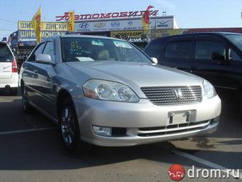 2002 Toyota Mark II Photos