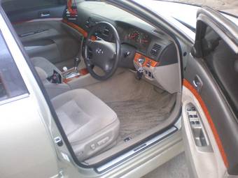 2002 Toyota Mark II Pictures