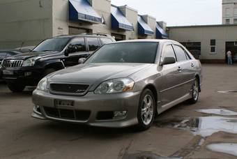2002 Toyota Mark II Photos