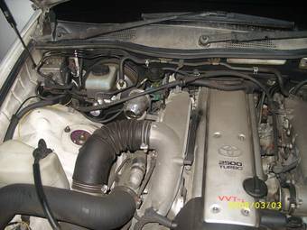 2002 Toyota Mark II Photos