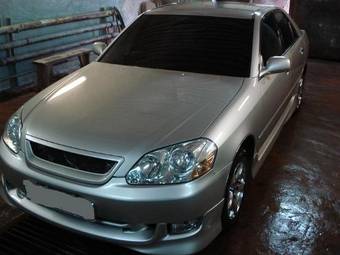 2002 Toyota Mark II Pictures
