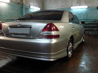 2002 Toyota Mark II Photos