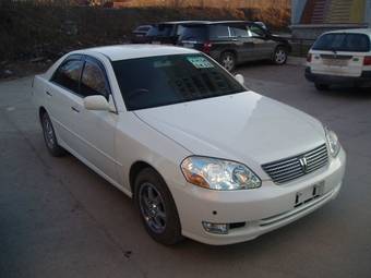 2002 Toyota Mark II Pictures