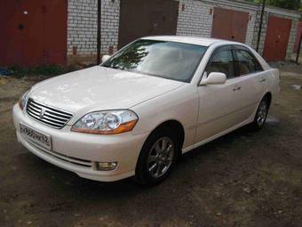 2002 Toyota Mark II Photos