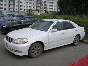2002 Toyota Mark II Pictures