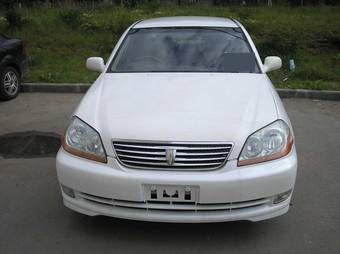 2002 Toyota Mark II Photos