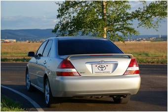 2002 Toyota Mark II Pictures