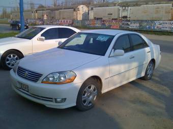 2002 Toyota Mark II Pictures