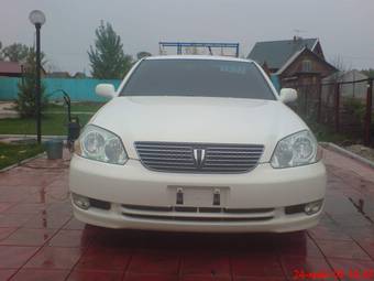 2002 Toyota Mark II Photos