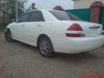 2002 Toyota Mark II Photos
