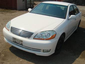 2002 Toyota Mark II Pictures