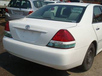 2002 Toyota Mark II Pictures