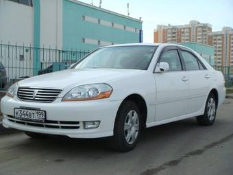 2002 Toyota Mark II Photos