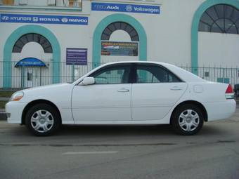 2002 Toyota Mark II Pictures