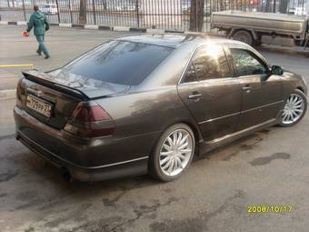2002 Toyota Mark II Photos