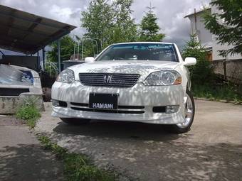 2002 Toyota Mark II Photos