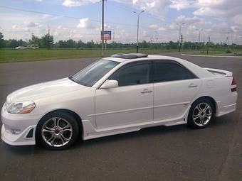 2002 Toyota Mark II Pictures
