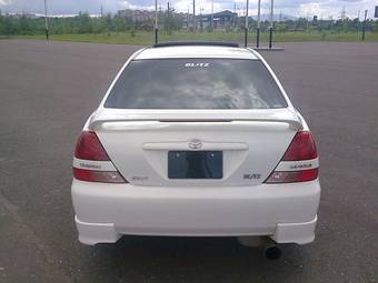 2002 Toyota Mark II Photos