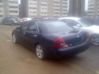 2002 Toyota Mark II Photos