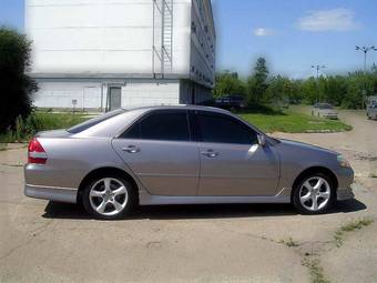 2002 Toyota Mark II Pictures