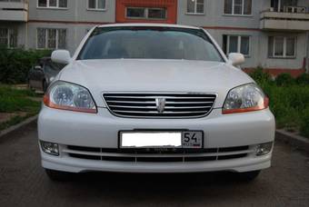 2002 Toyota Mark II Photos