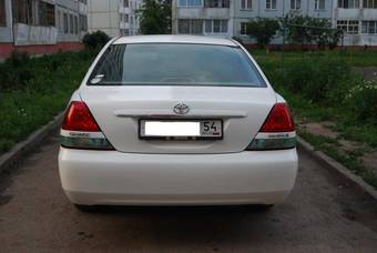 2002 Toyota Mark II Photos