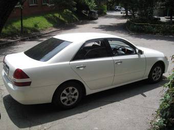 2002 Toyota Mark II Photos