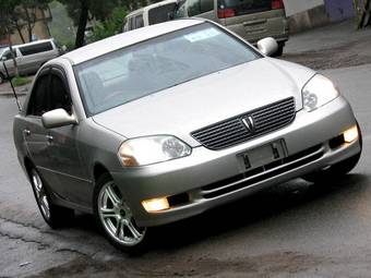 2002 Toyota Mark II Photos