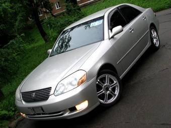 2002 Toyota Mark II Photos