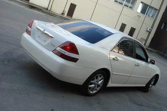2002 Toyota Mark II Pictures