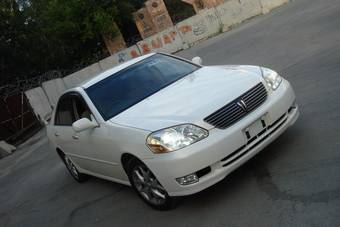 2002 Toyota Mark II Pictures
