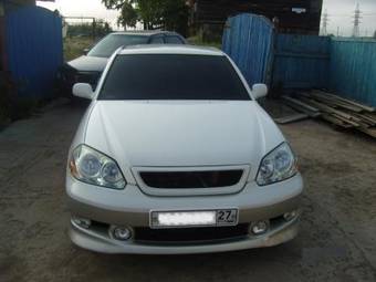 2002 Toyota Mark II Photos