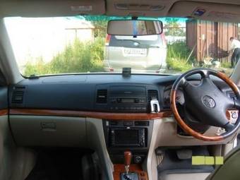 2002 Toyota Mark II Pictures