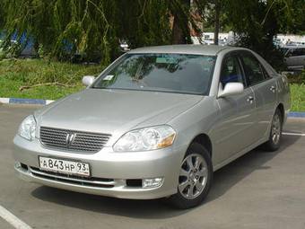 2002 Toyota Mark II Photos