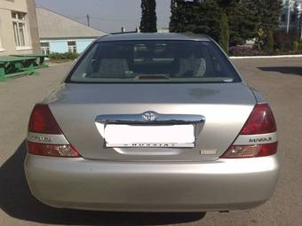 2002 Toyota Mark II Photos