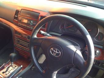 2002 Toyota Mark II Pictures
