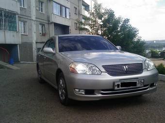 2002 Toyota Mark II Photos