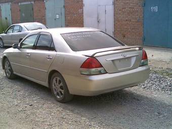 2002 Toyota Mark II Photos