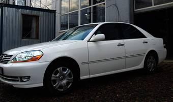 2002 Toyota Mark II Photos