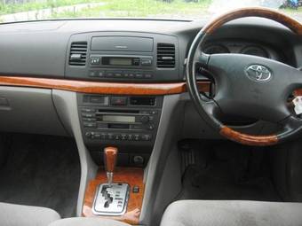 2002 Toyota Mark II Photos