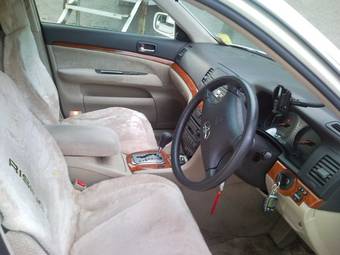 2002 Toyota Mark II Pictures