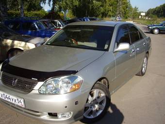 2002 Toyota Mark II Photos