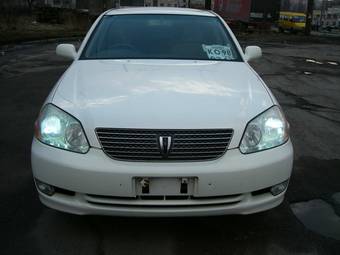 2002 Toyota Mark II Images