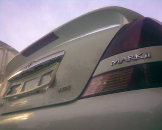 2002 Toyota Mark II Photos