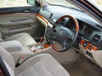 2002 Toyota Mark II Pictures