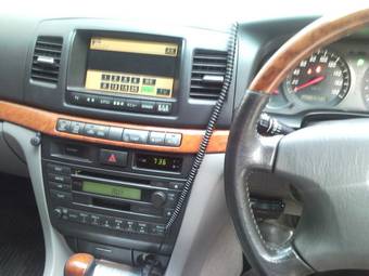 2002 Toyota Mark II Photos