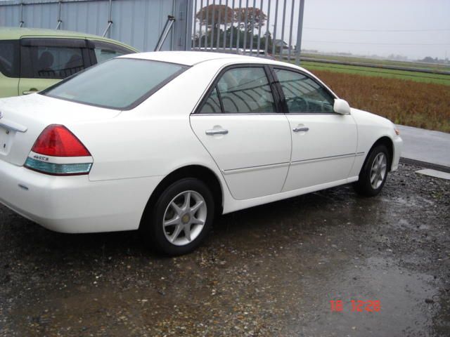 2003 Toyota Mark II