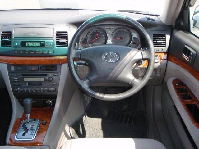 2003 Toyota Mark II