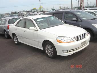 2003 Toyota Mark II Photos