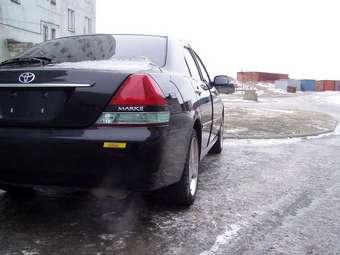 2003 Toyota Mark II Pictures